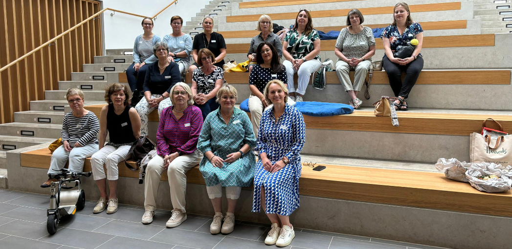 Frauen Union zu Gast in der „Schule der Zukunft“