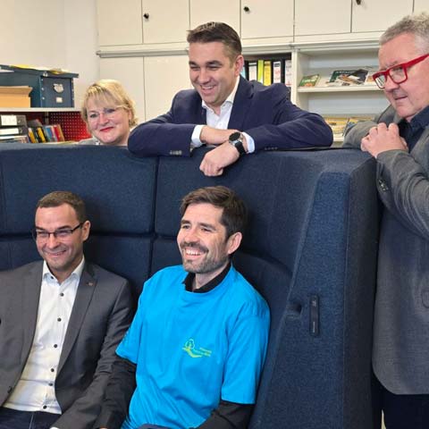 Bildungsminister Teuber zu Besuch